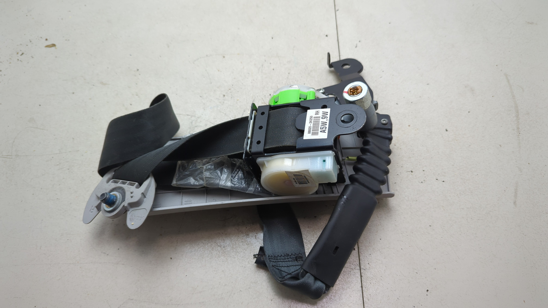 Ремень безопасности