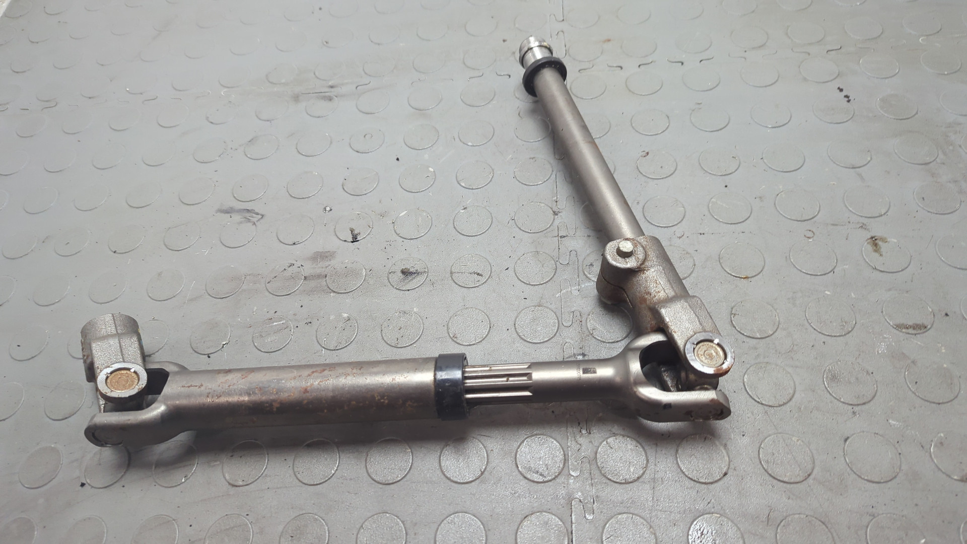 Кардан рулевой