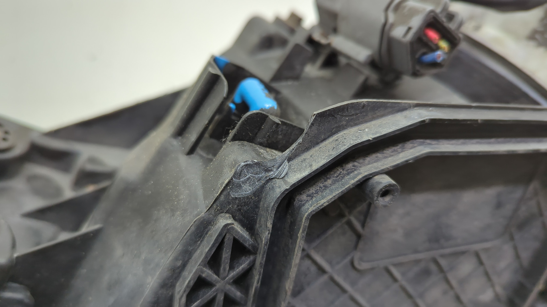 Фара правая