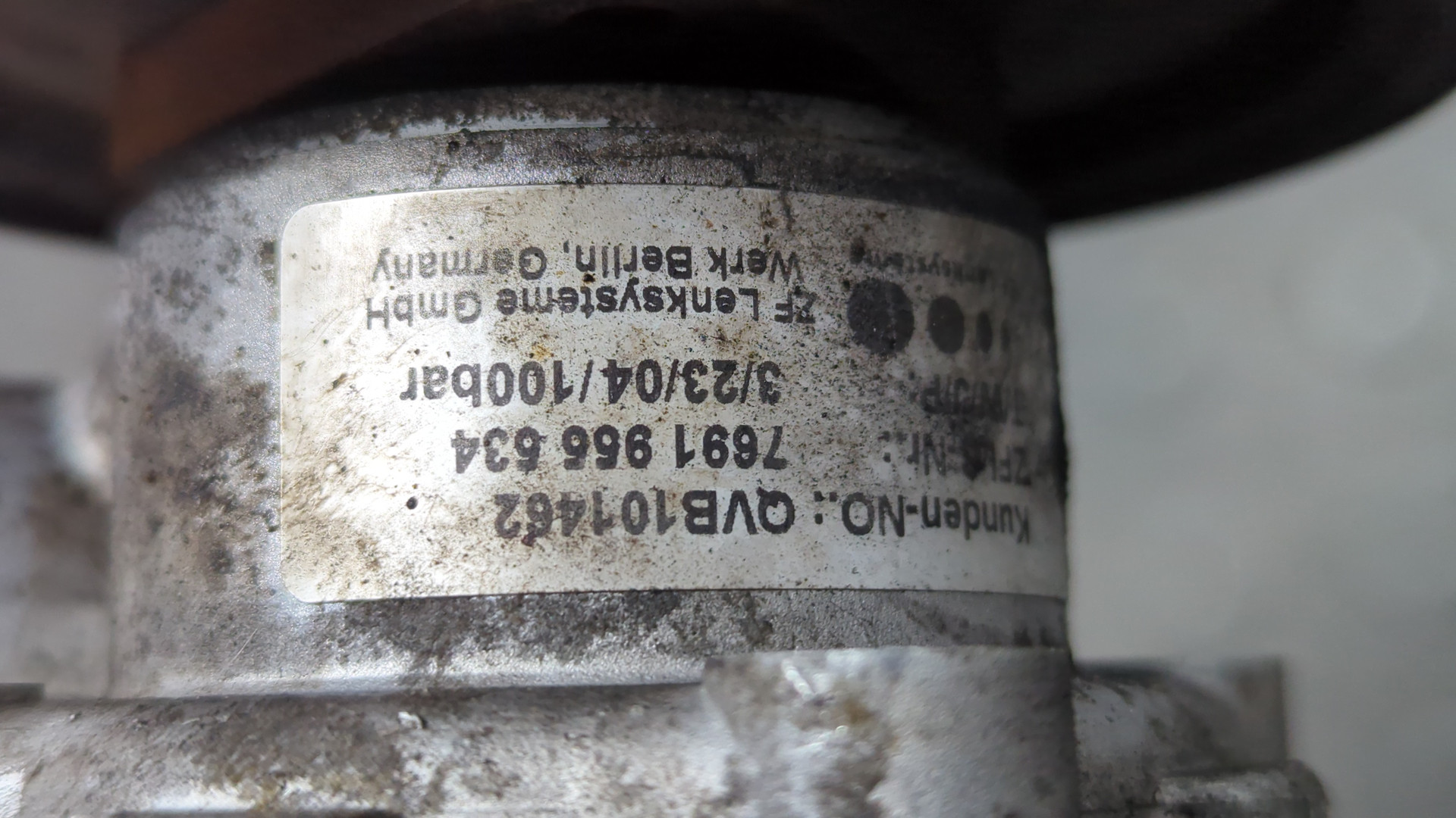 Насос ГУР (гидроусилитель руля)