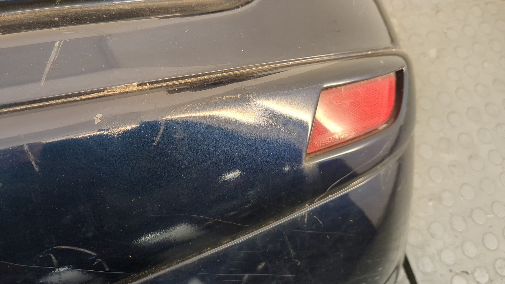 Бампер задний