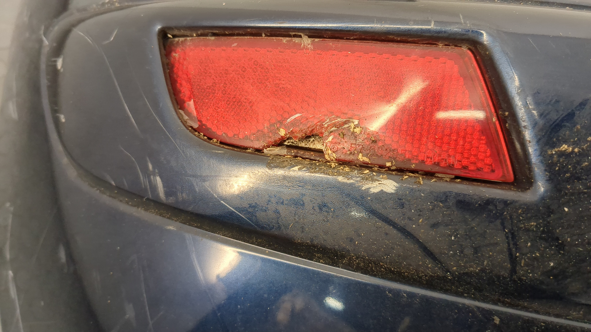 Бампер задний