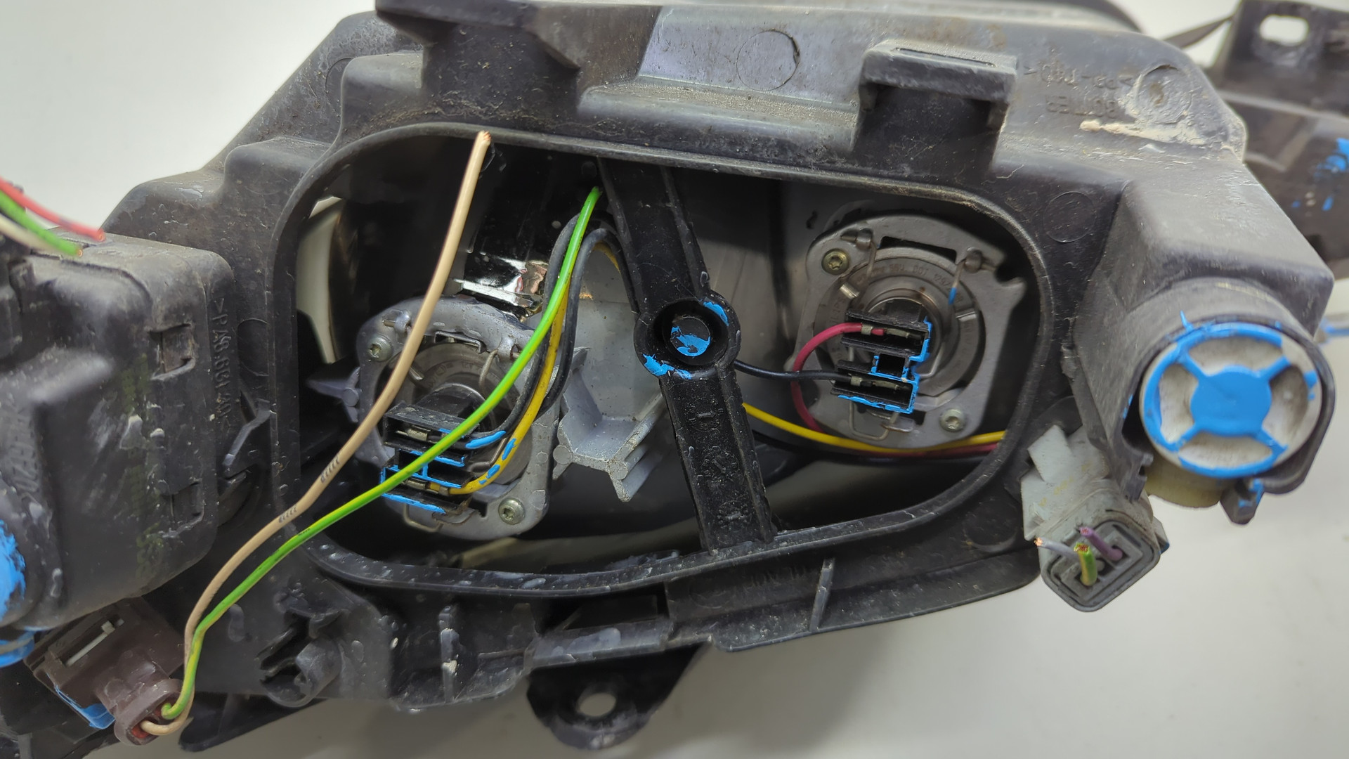 Фара правая