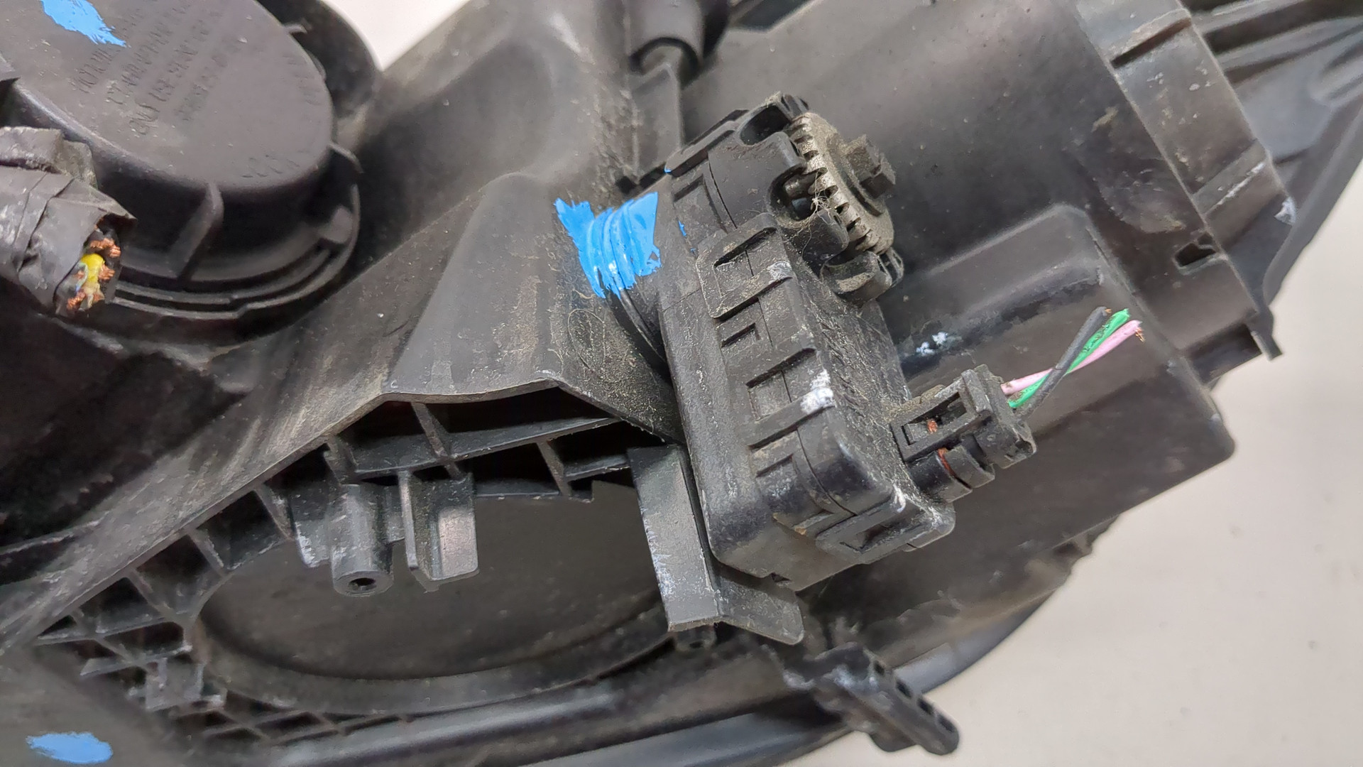 Фара правая