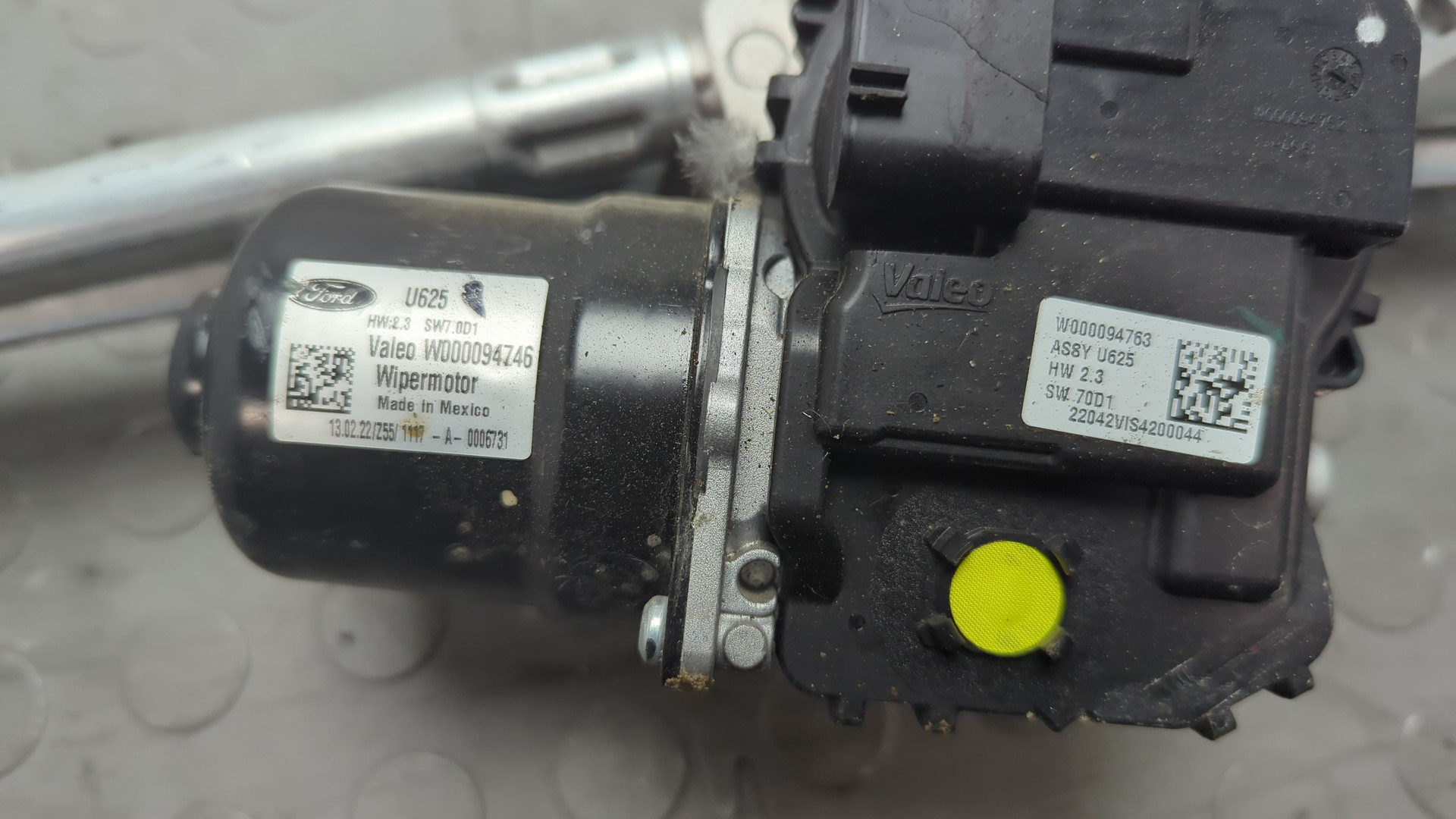 Трапеция стеклоочистителей