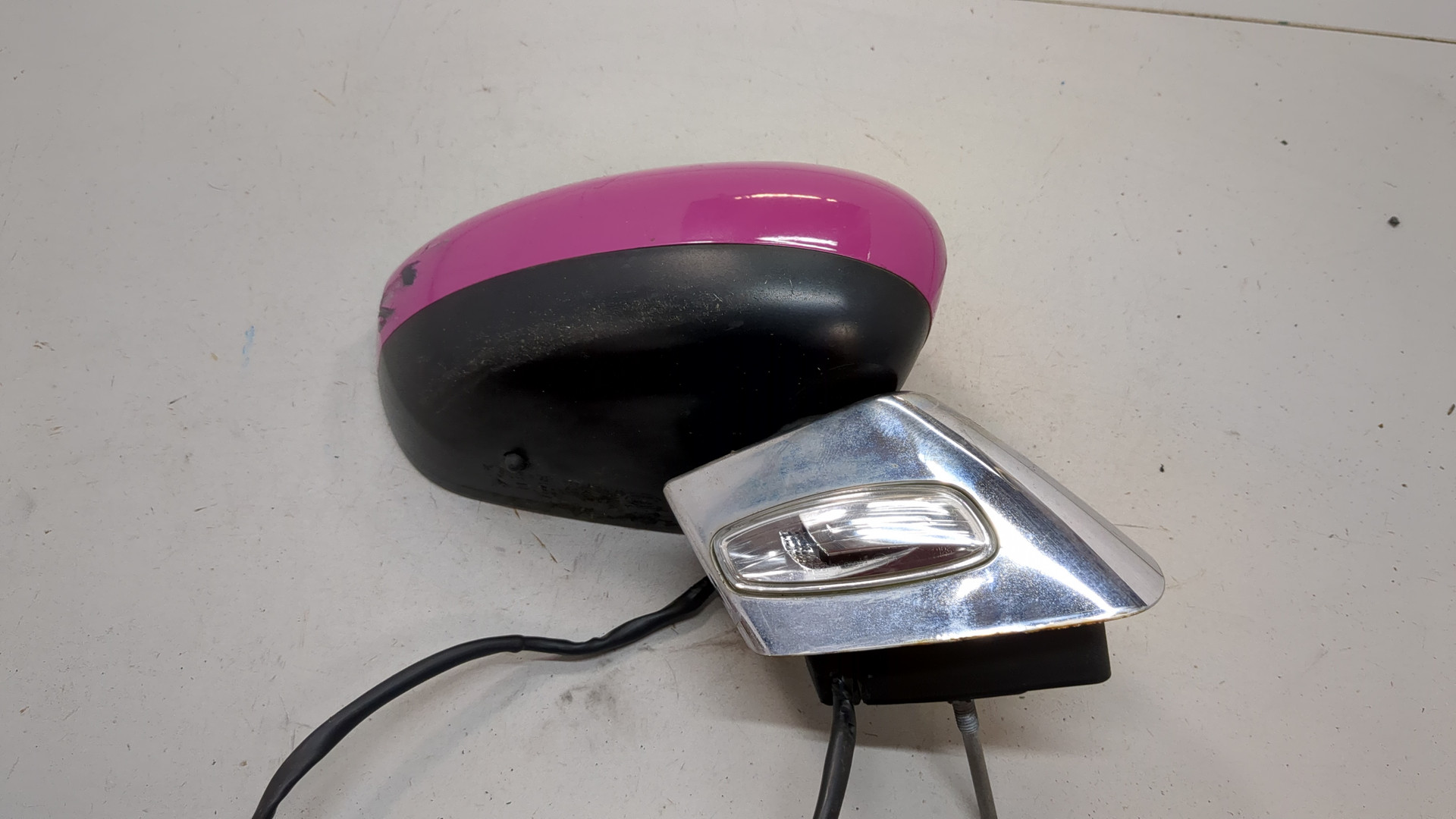 Зеркало правое электрическое