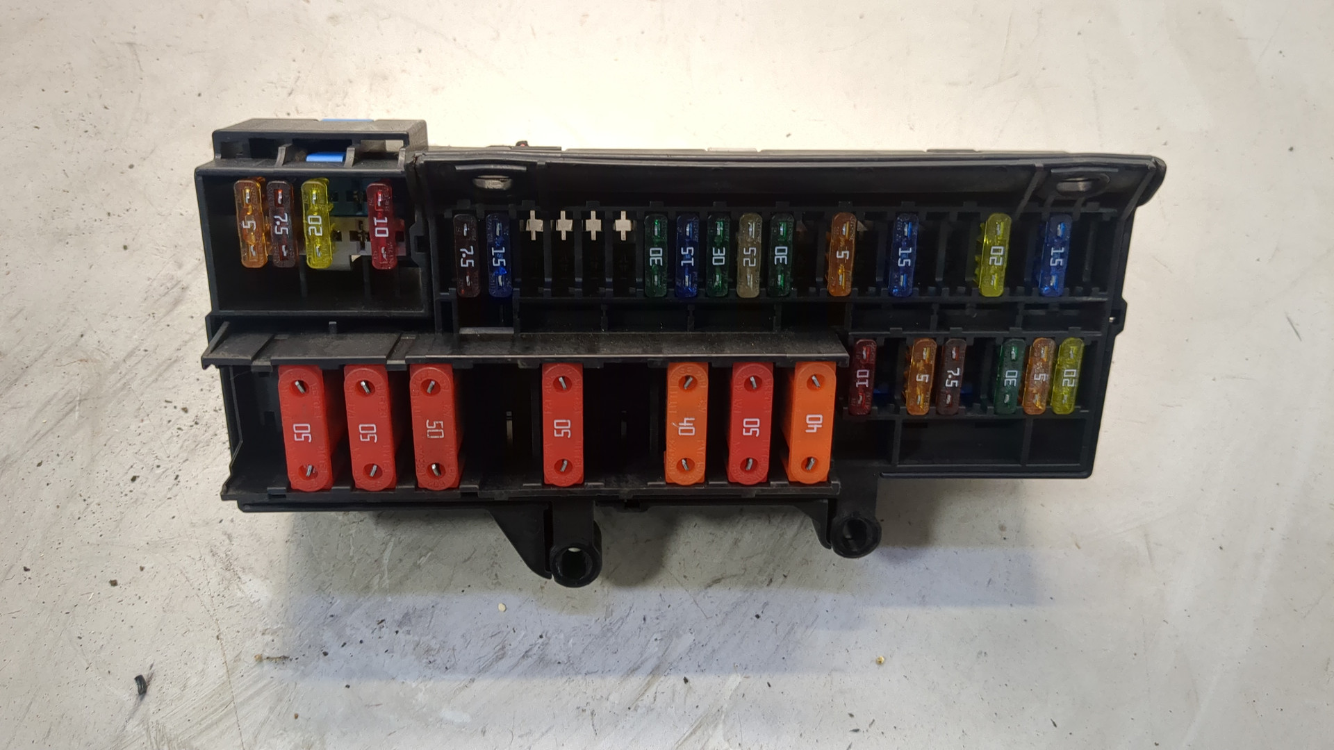 Блок предохранителей