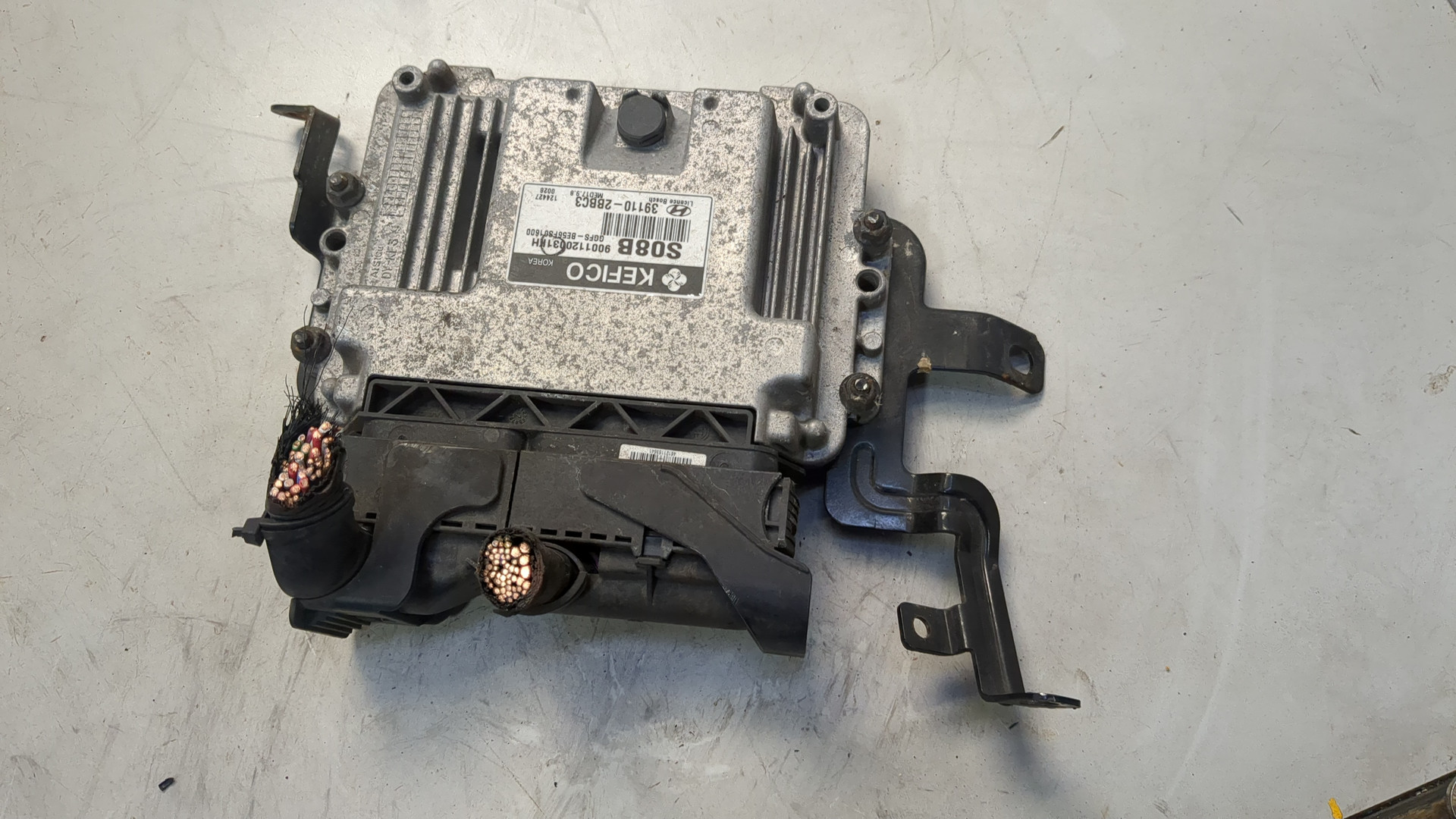 Блок управления двигателем