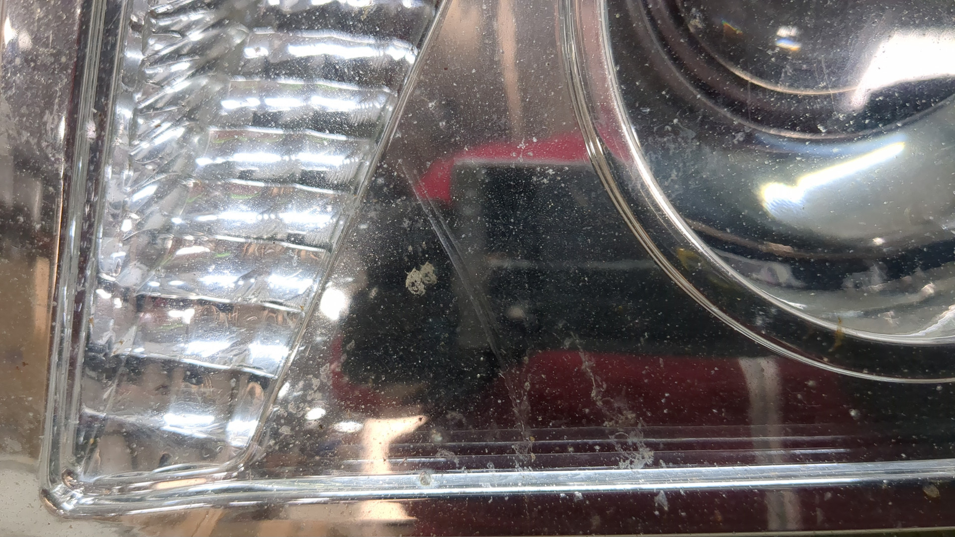 Фара правая