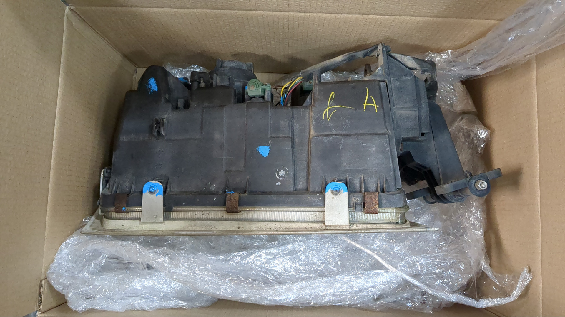 Фара правая