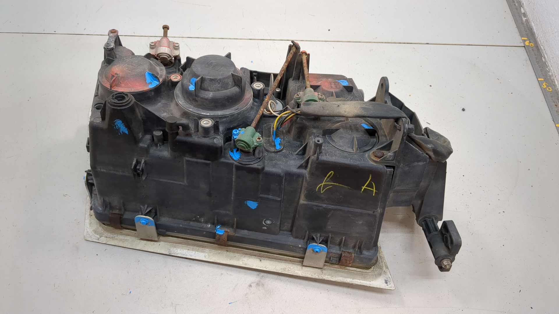 Фара правая