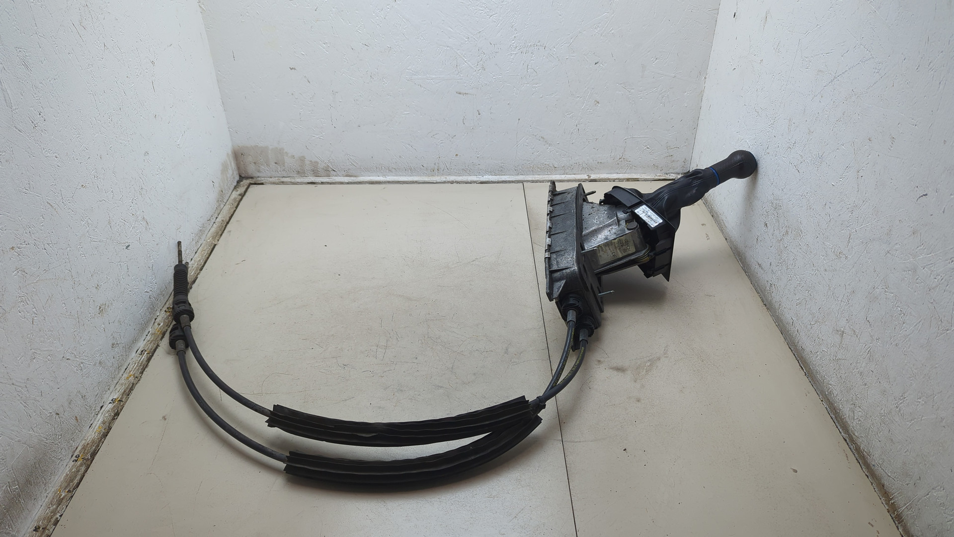 Кулиса МКПП / АКПП