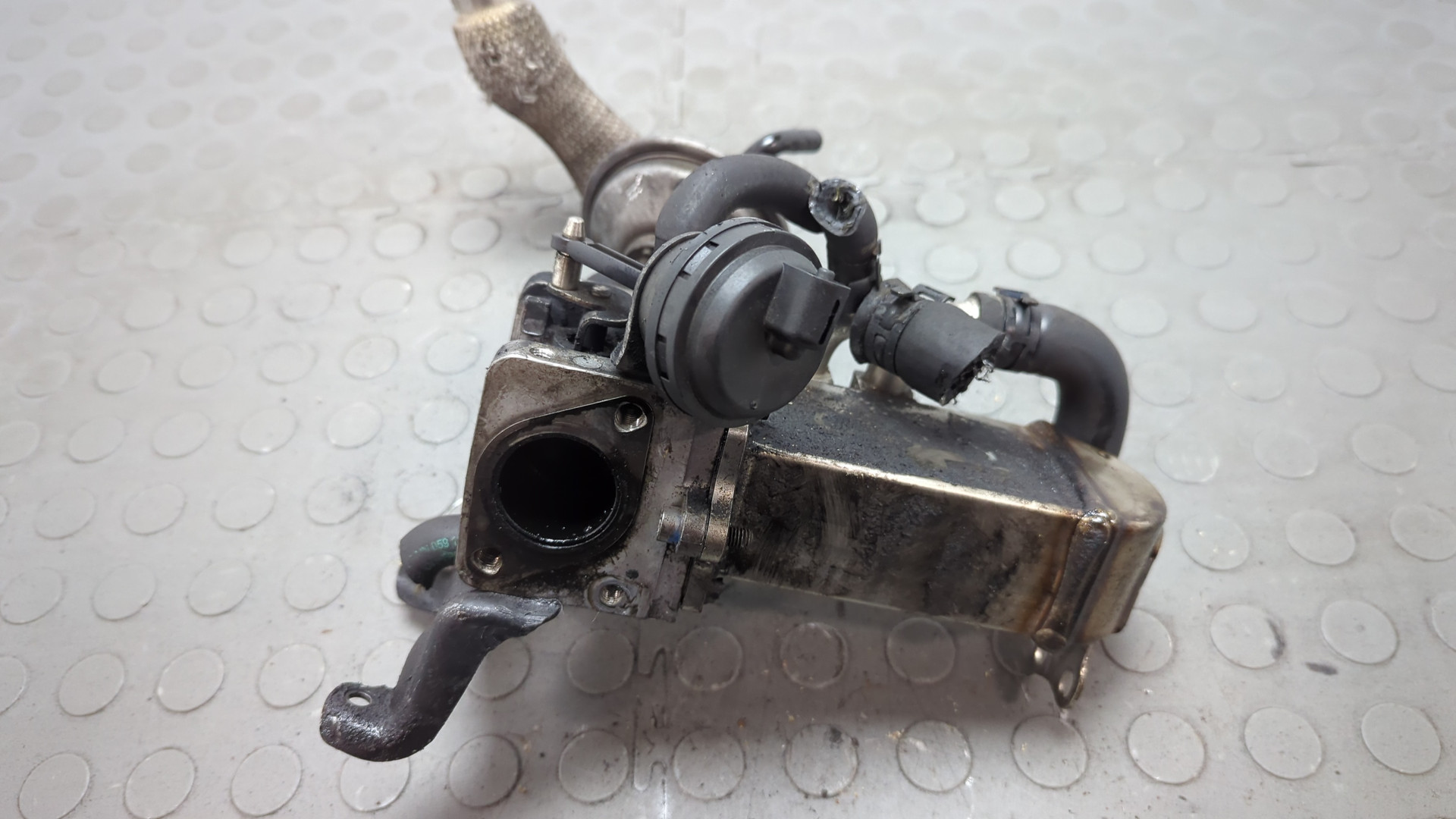 Клапан рециркуляции выхлопных газов (EGR)