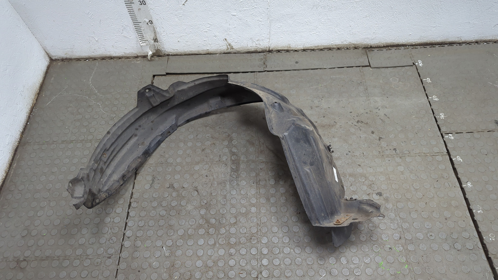 Локер передний левый