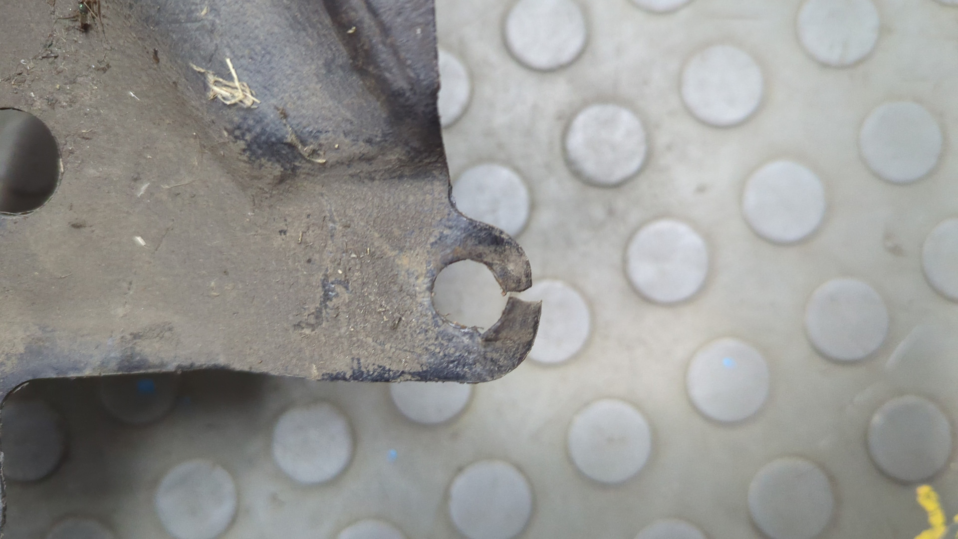 Локер передний левый