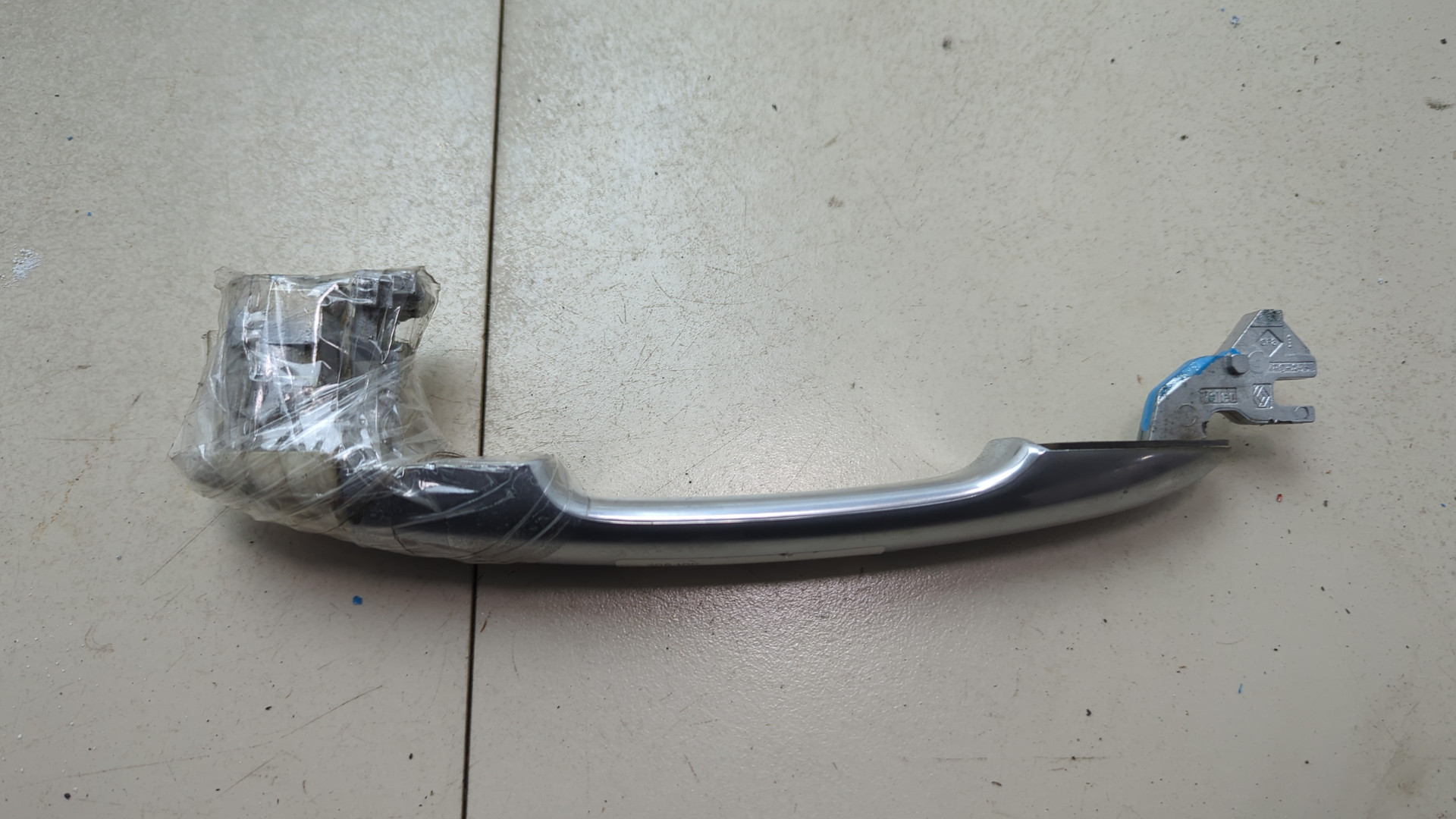 Ручка двери наружная