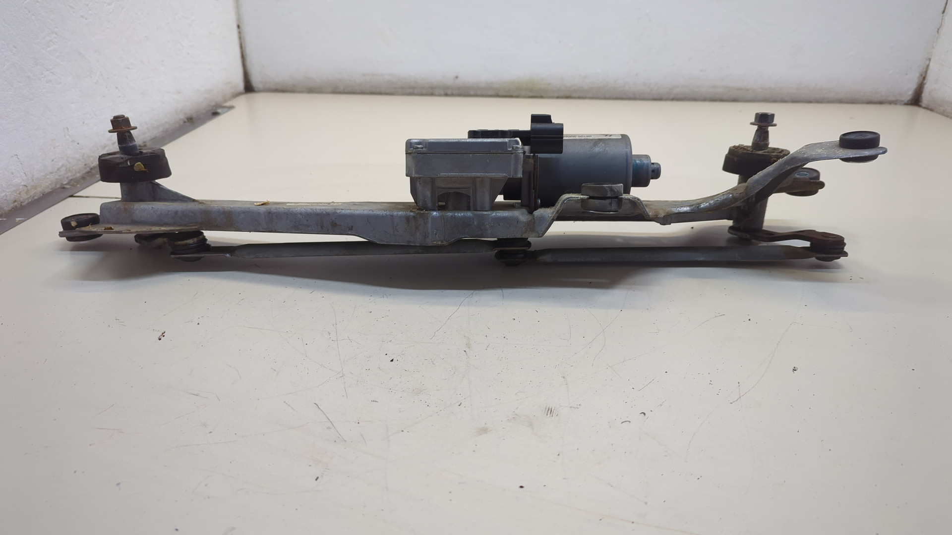 Трапеция стеклоочистителей