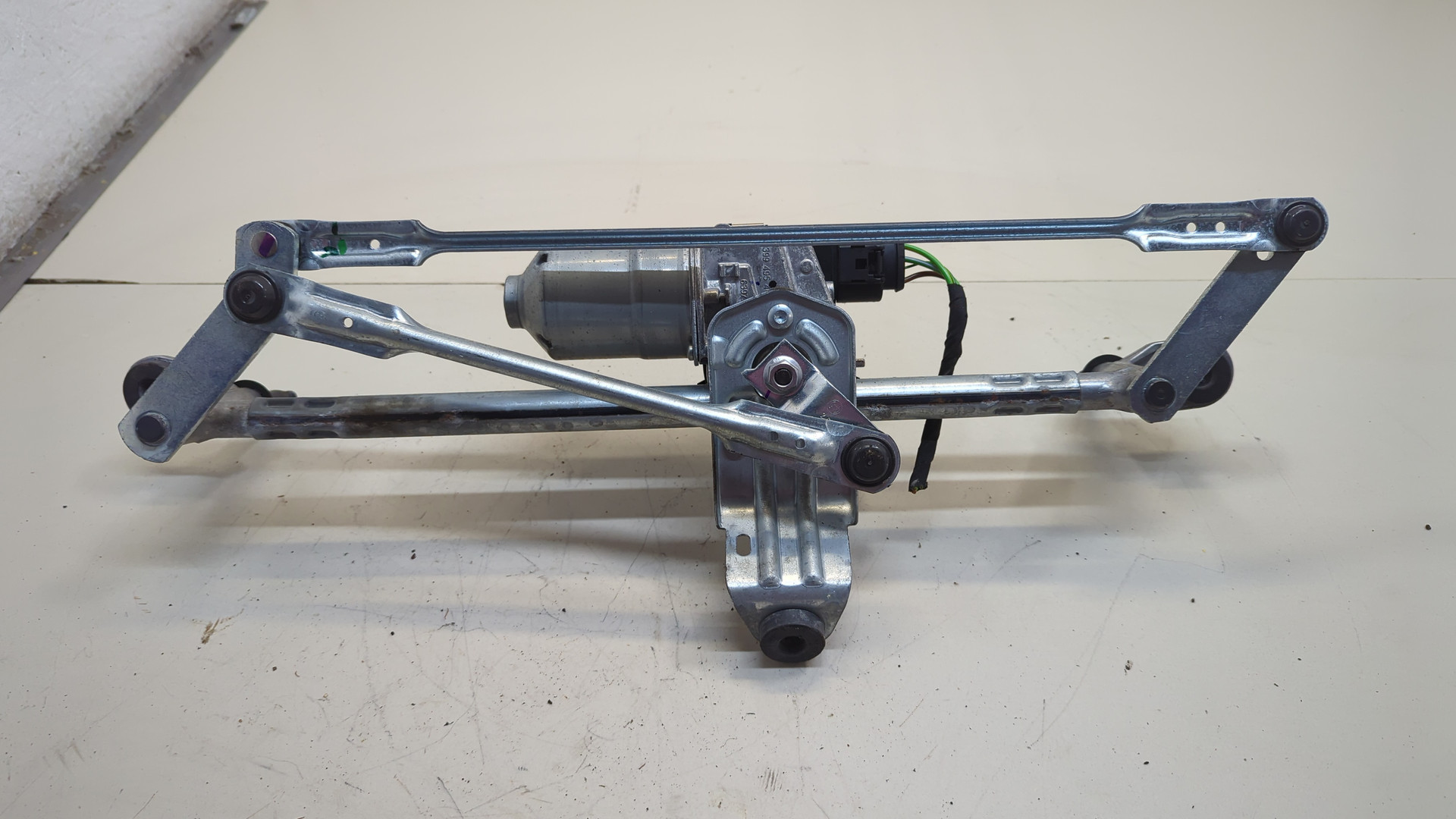 Трапеция стеклоочистителей