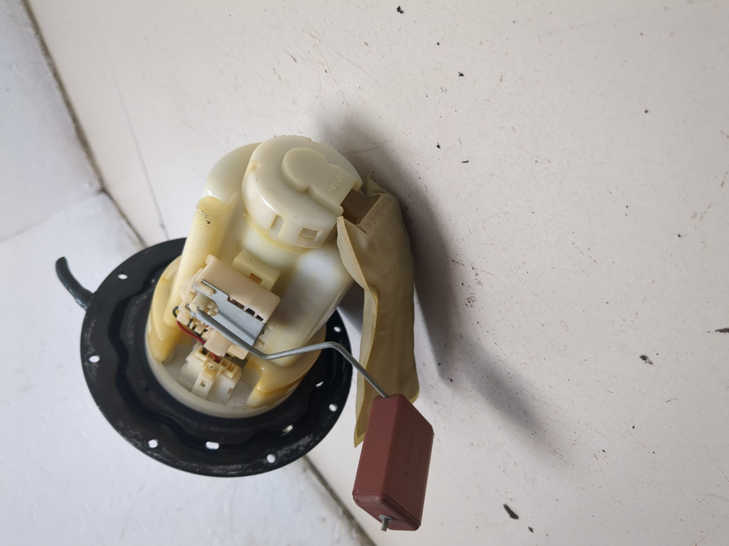 Насос топливный электрический