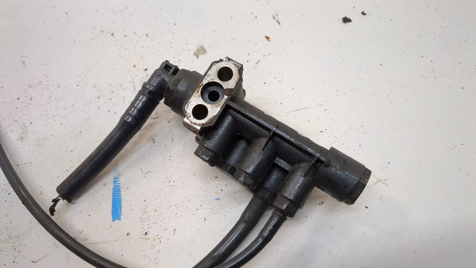 Распределитель тормозных сил