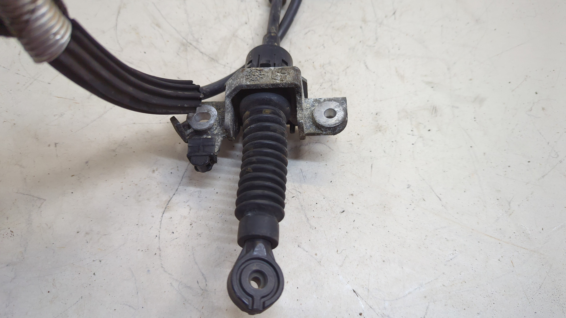 Трос КПП (выбора/переключения передач)