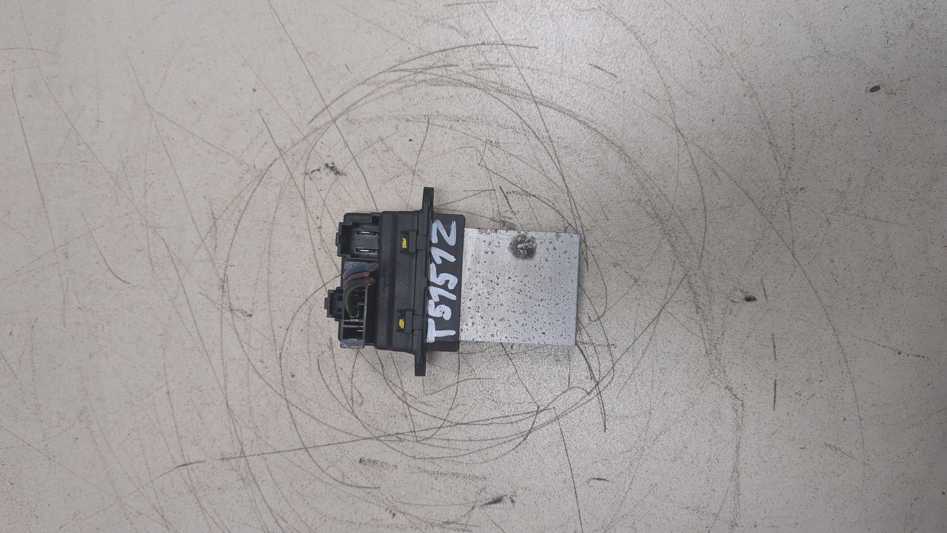 Резистор отопителя