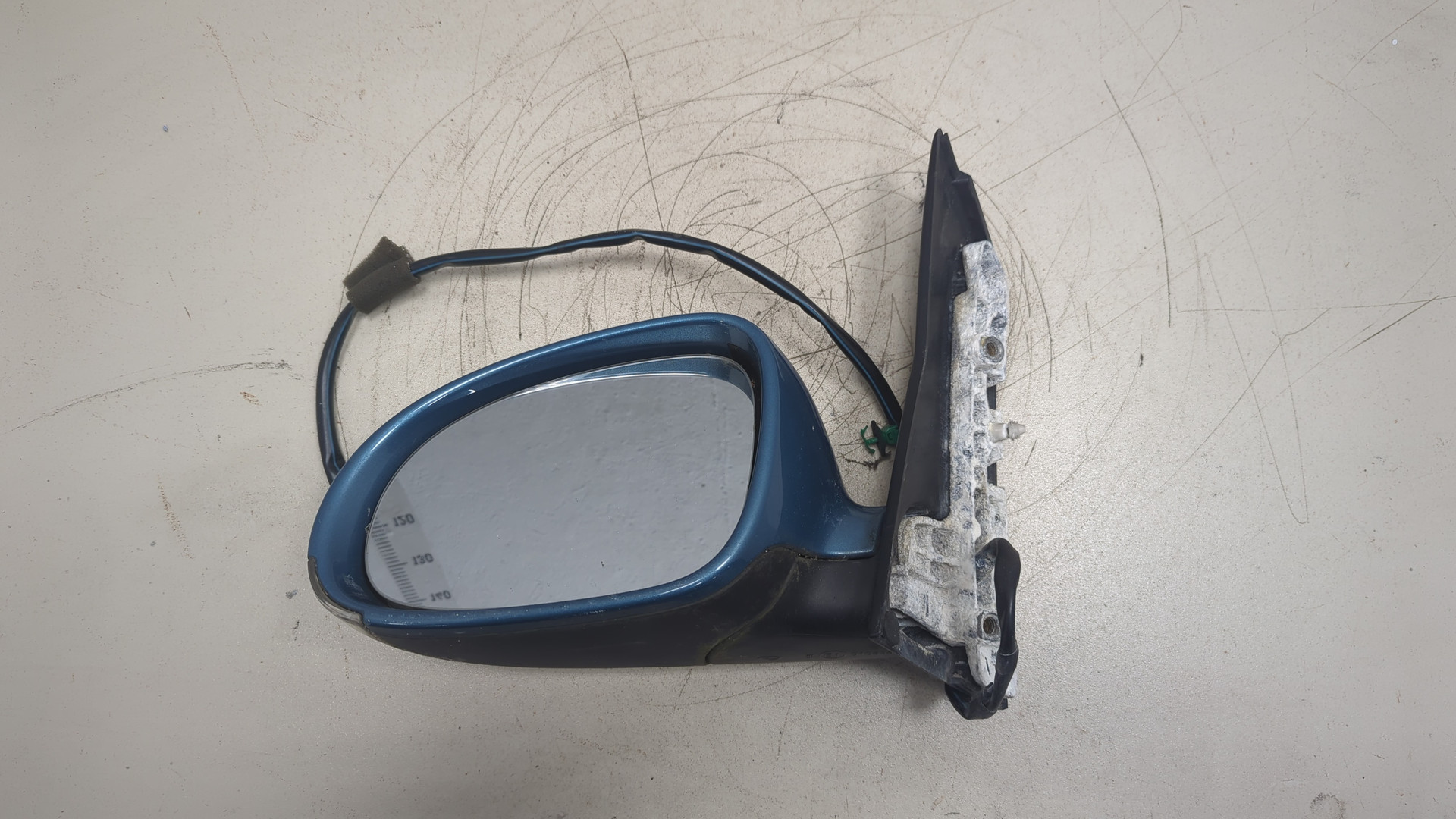 Зеркало левое электрическое