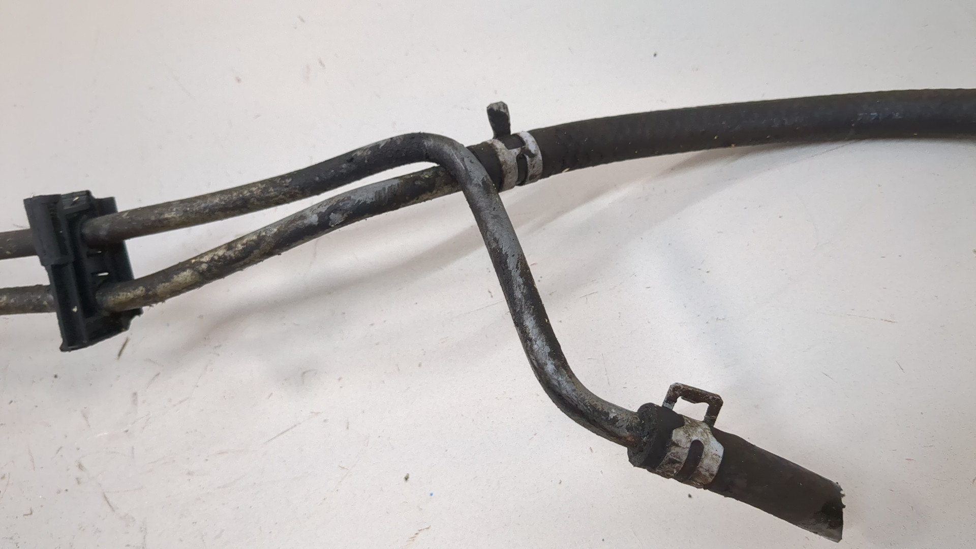 Трубка масляная