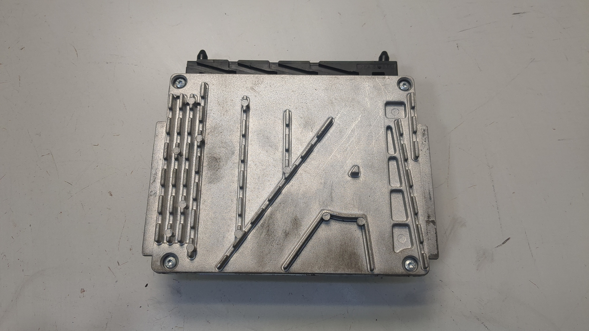 Блок управления двигателем