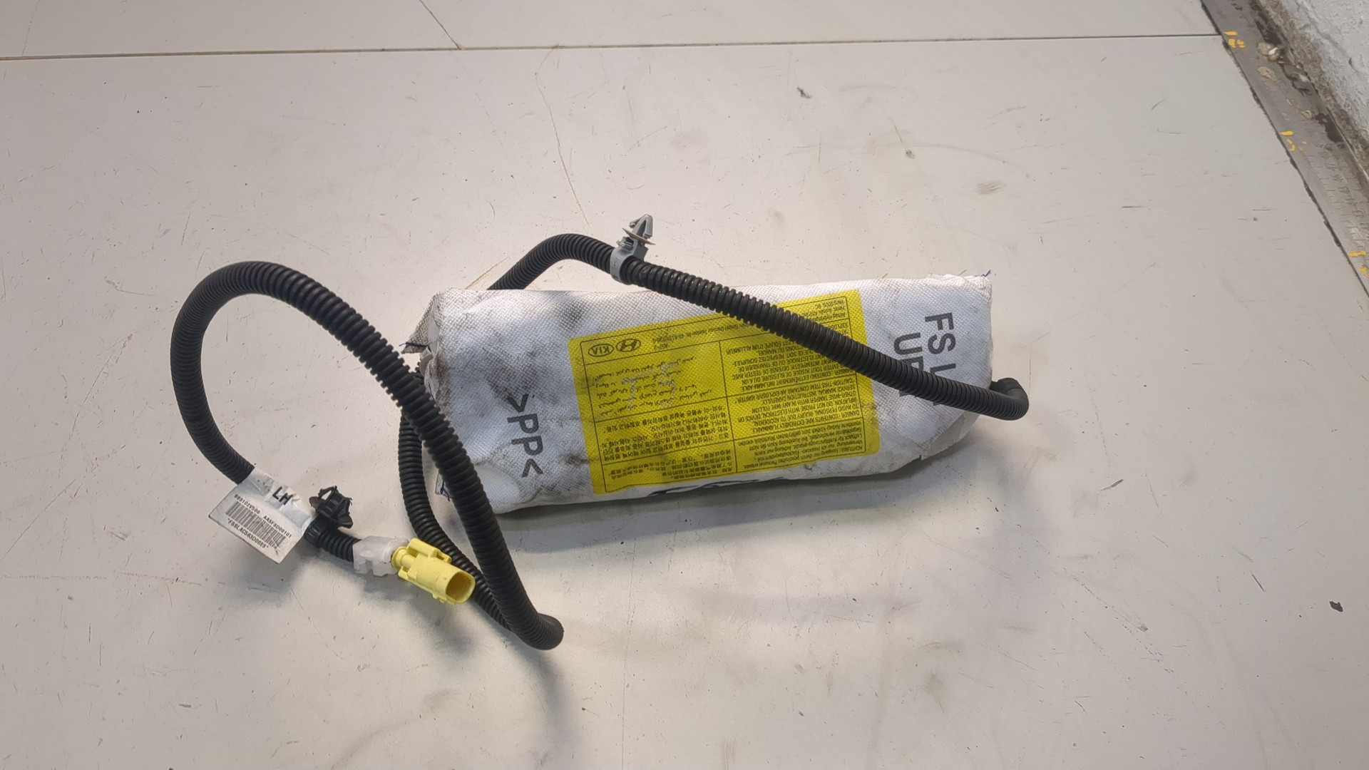 Подушка безопасности боковая (в сиденье)