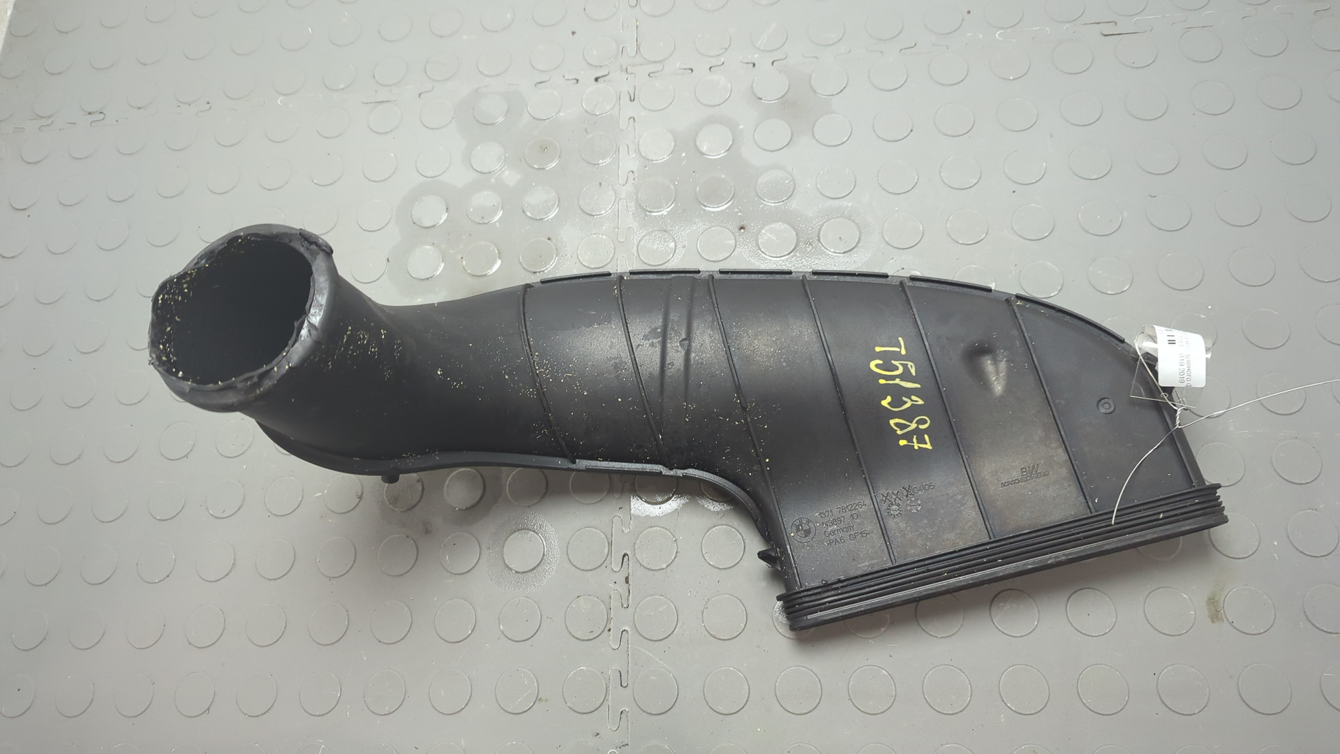 Патрубок воздушного фильтра