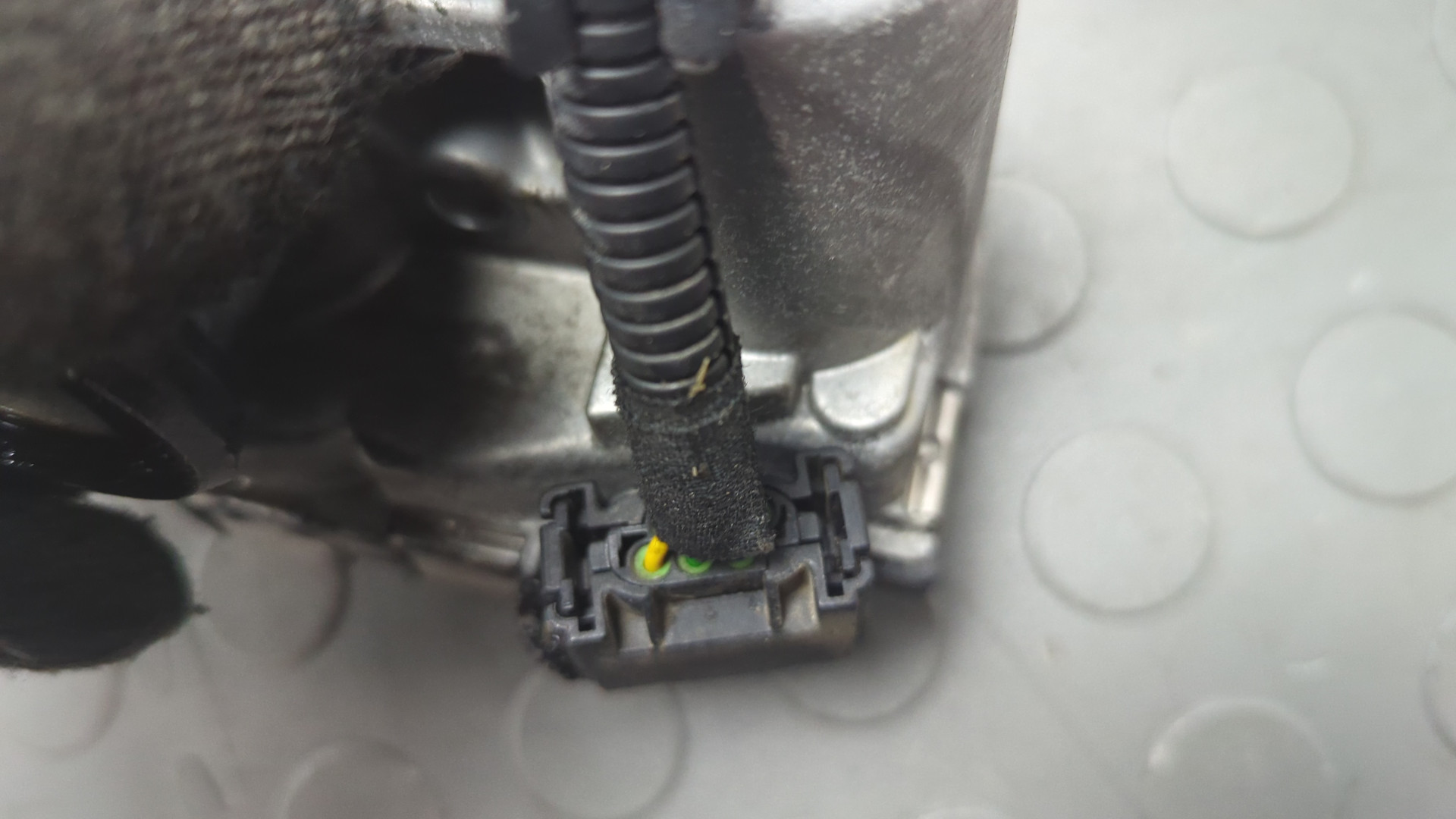 Заслонка дроссельная электрическая