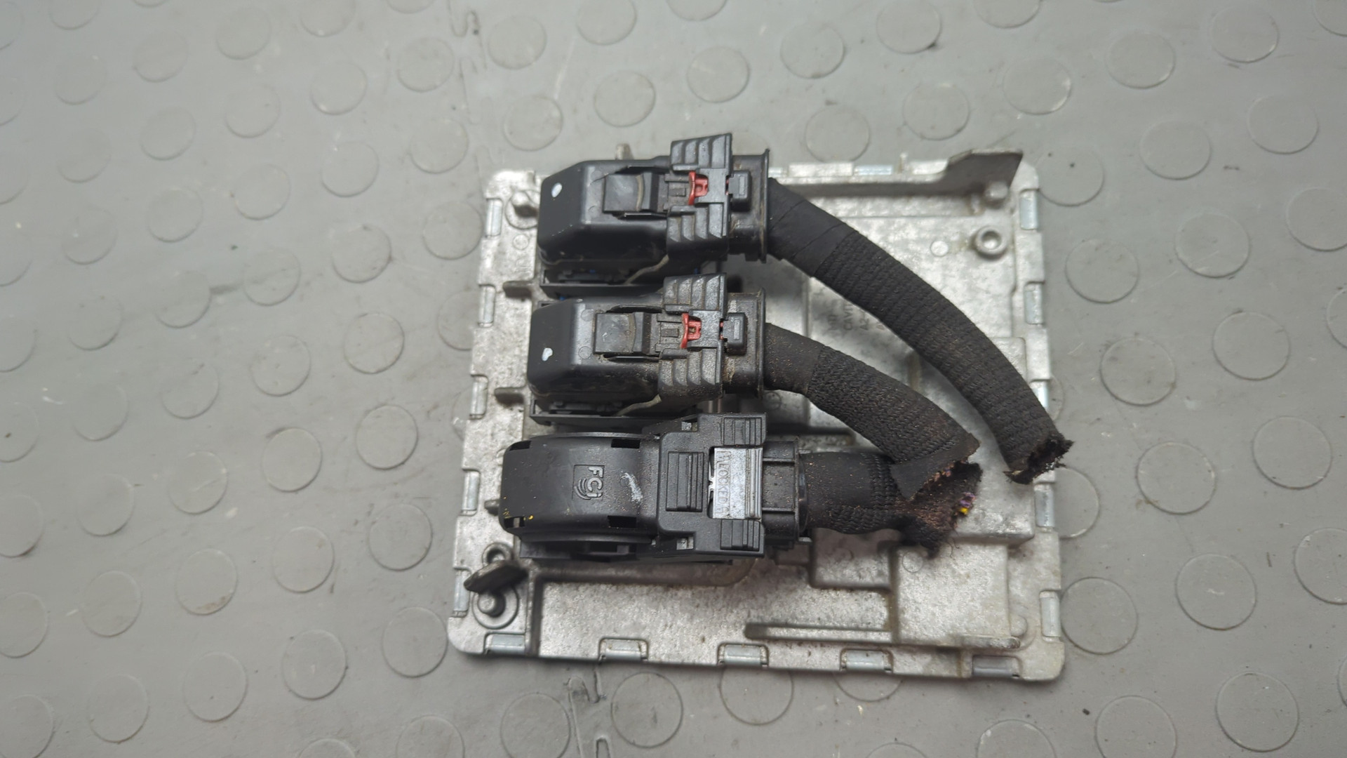 Блок управления двигателем