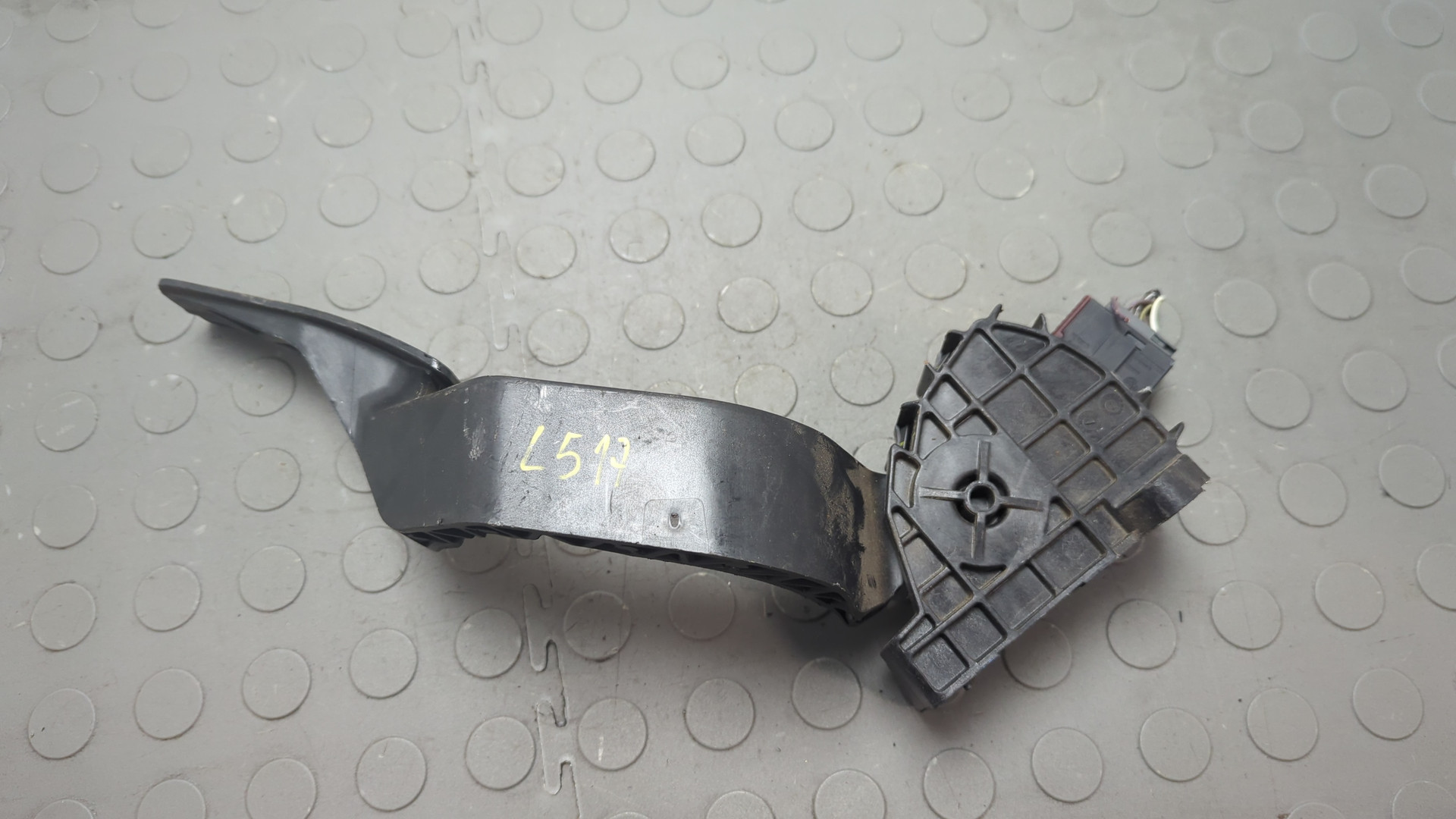 Педаль газа