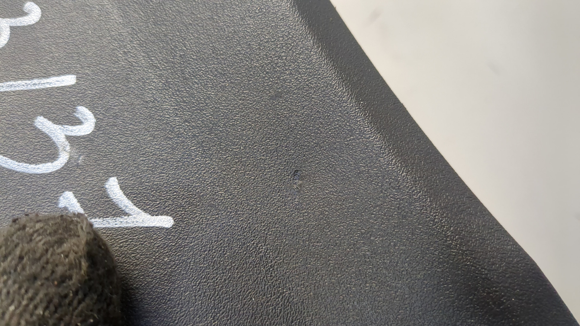 Подушка безопасности нижняя (для колен)