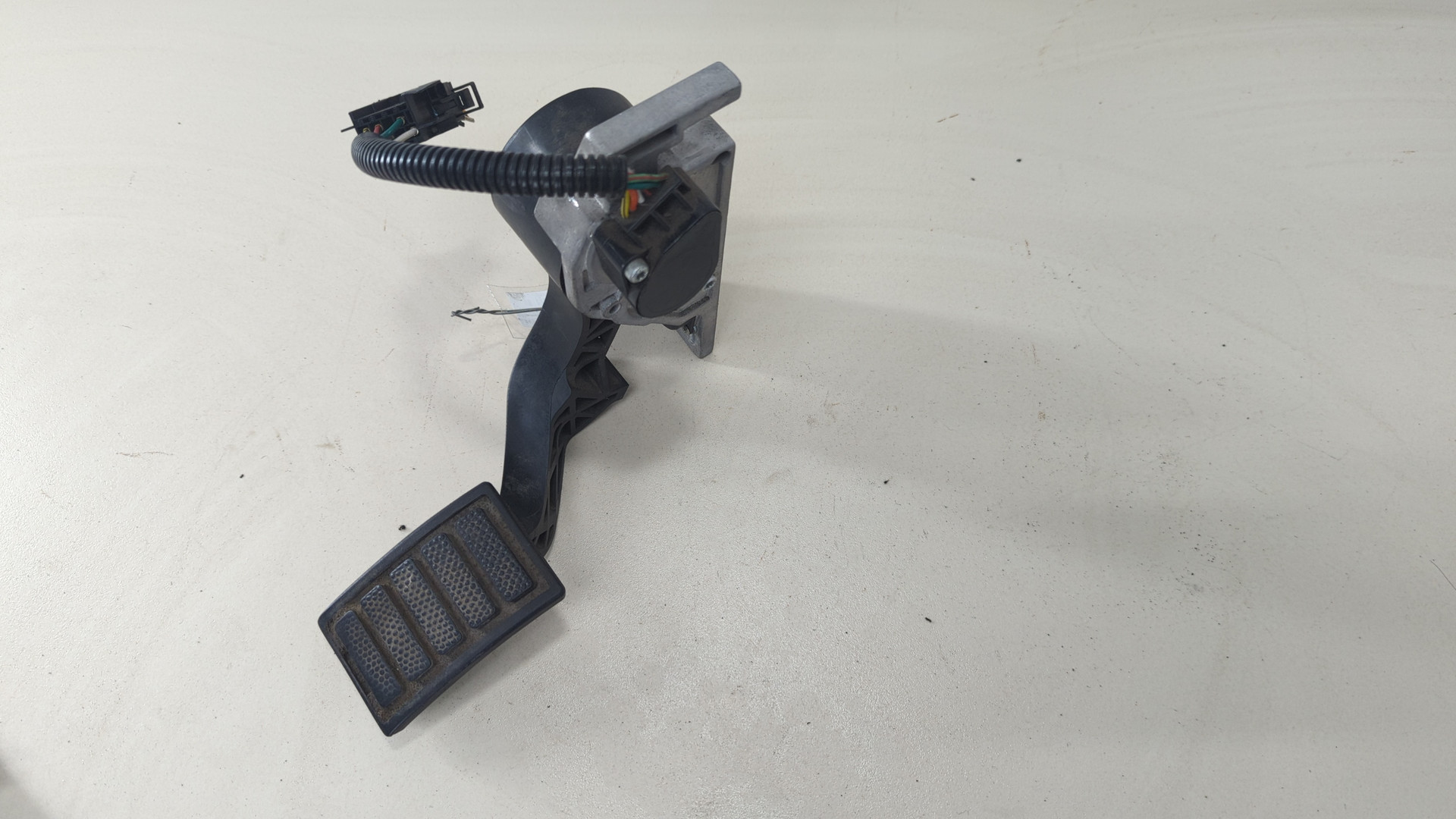 Педаль газа