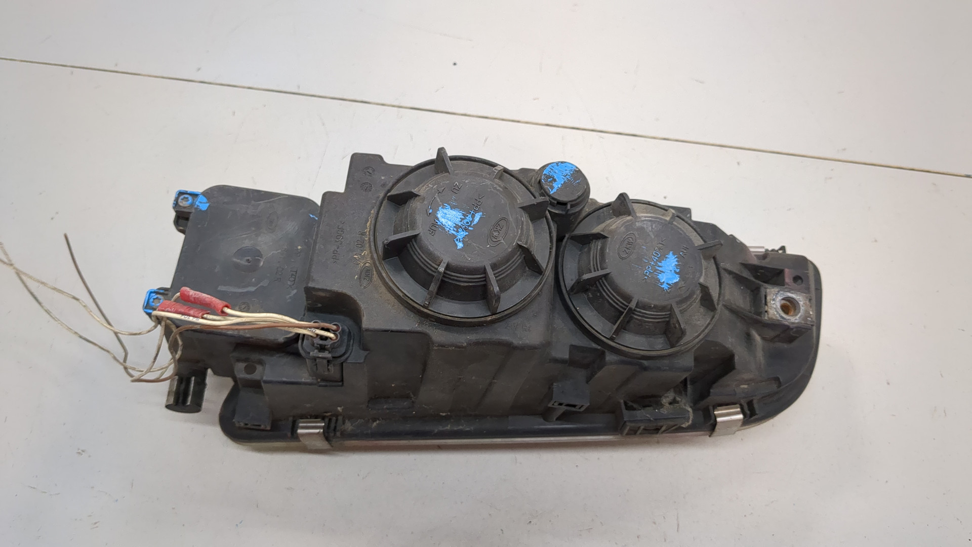 Фара противотуманная правая