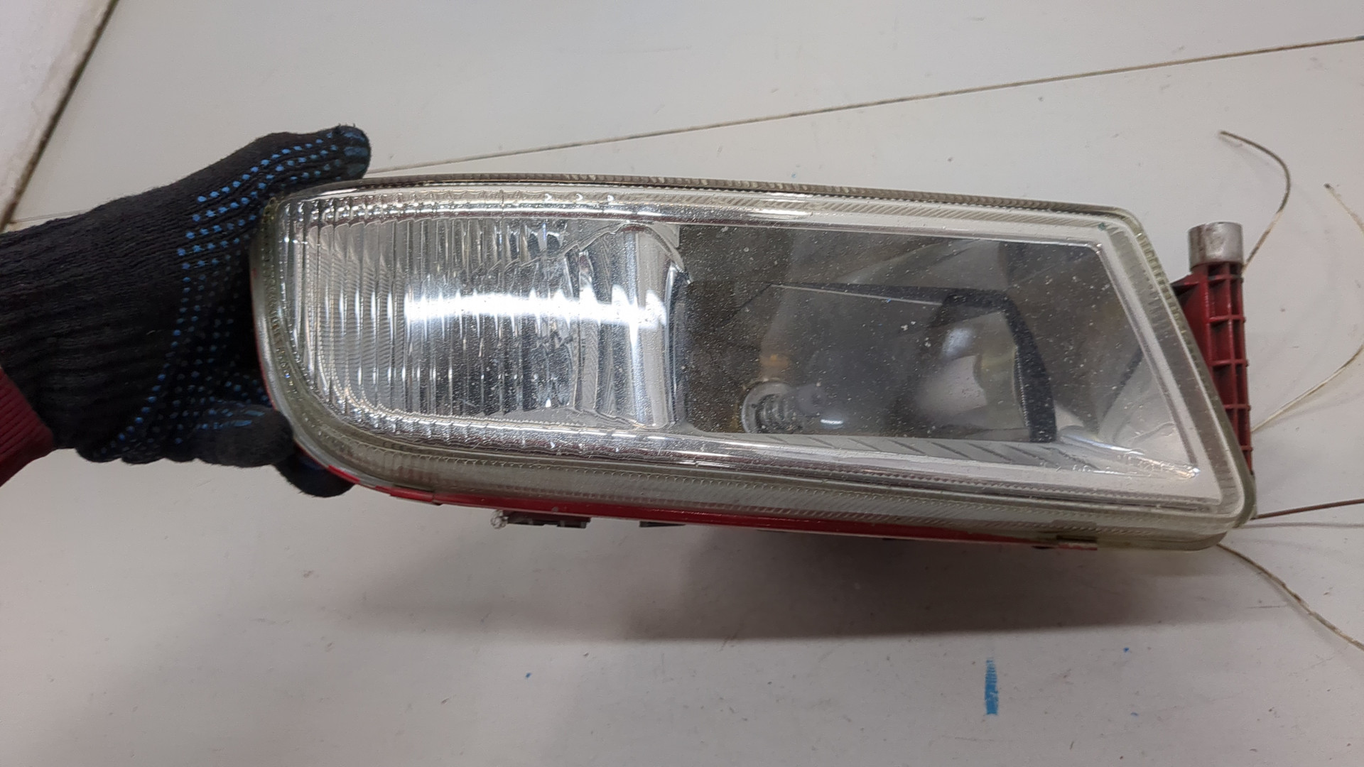 Фара противотуманная правая