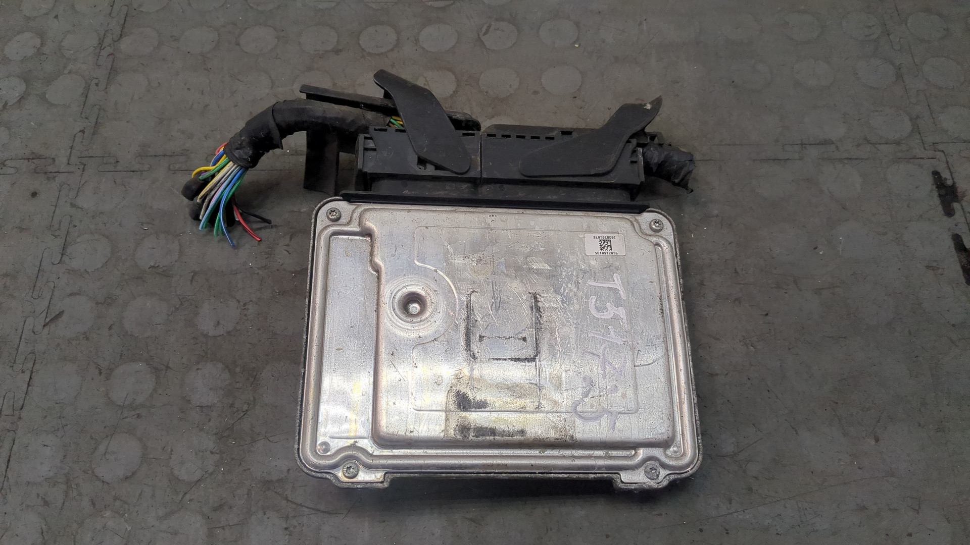 Блок управления двигателем