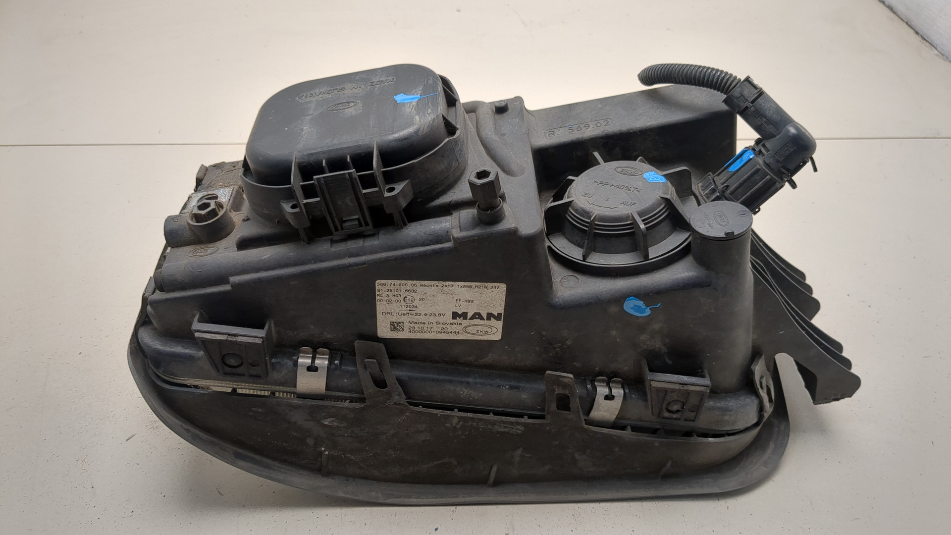 Фара правая