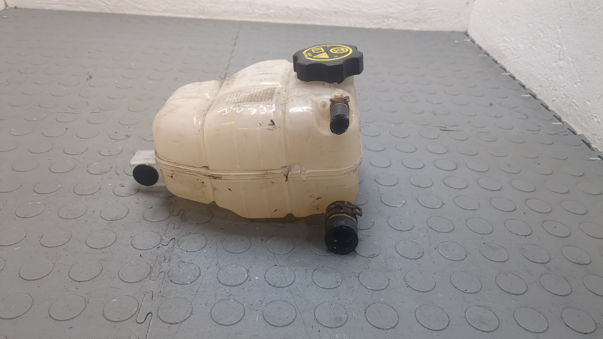 Бачок расширительный