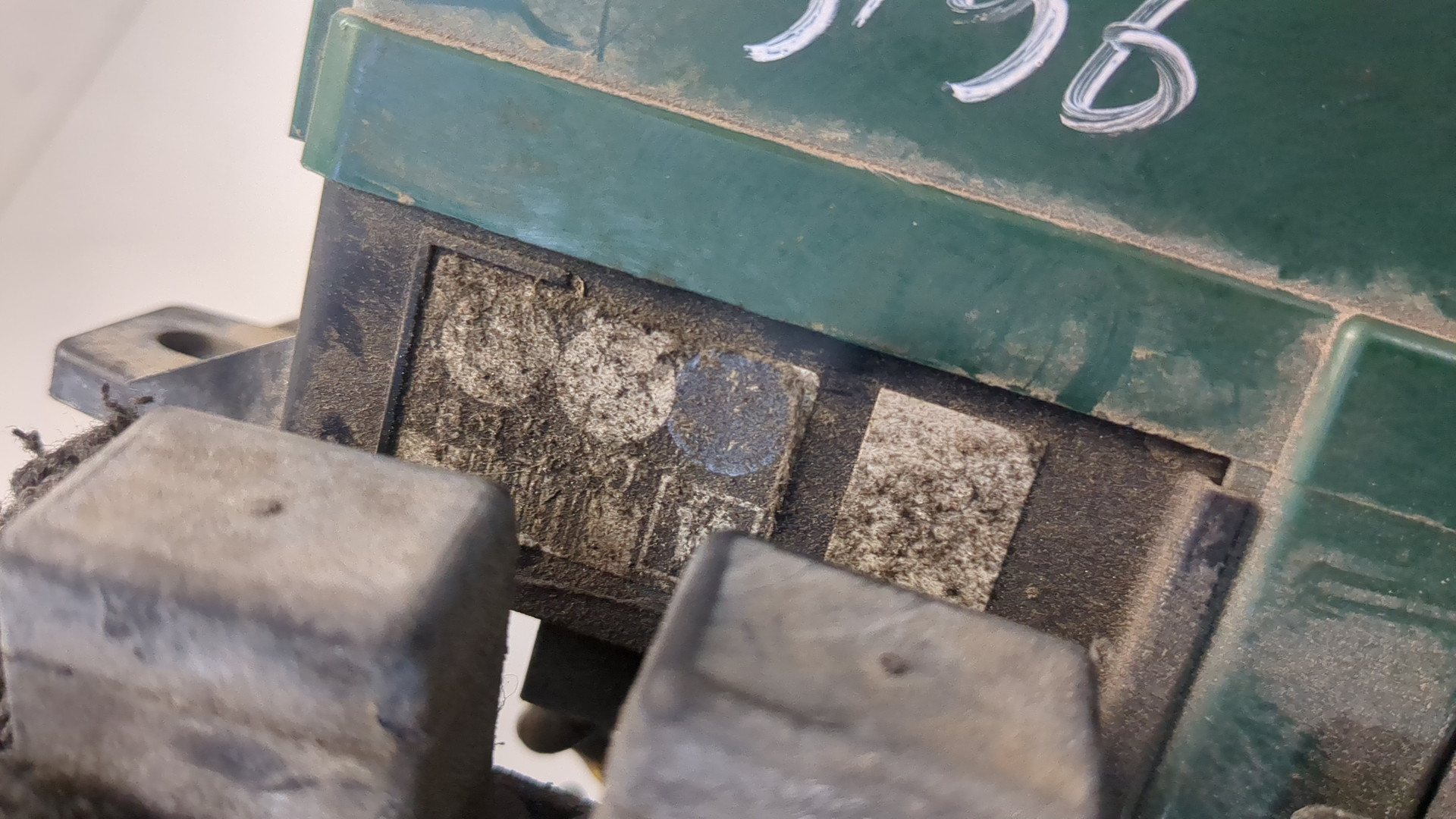 Блок предохранителей