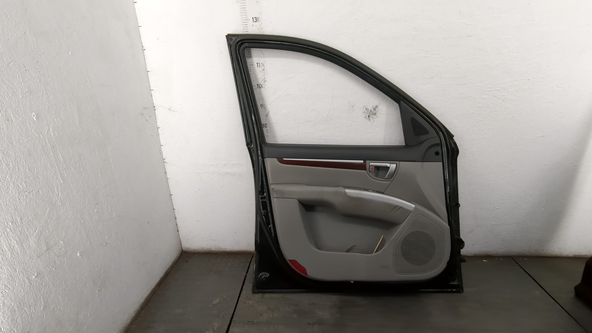 Дверь передняя левая