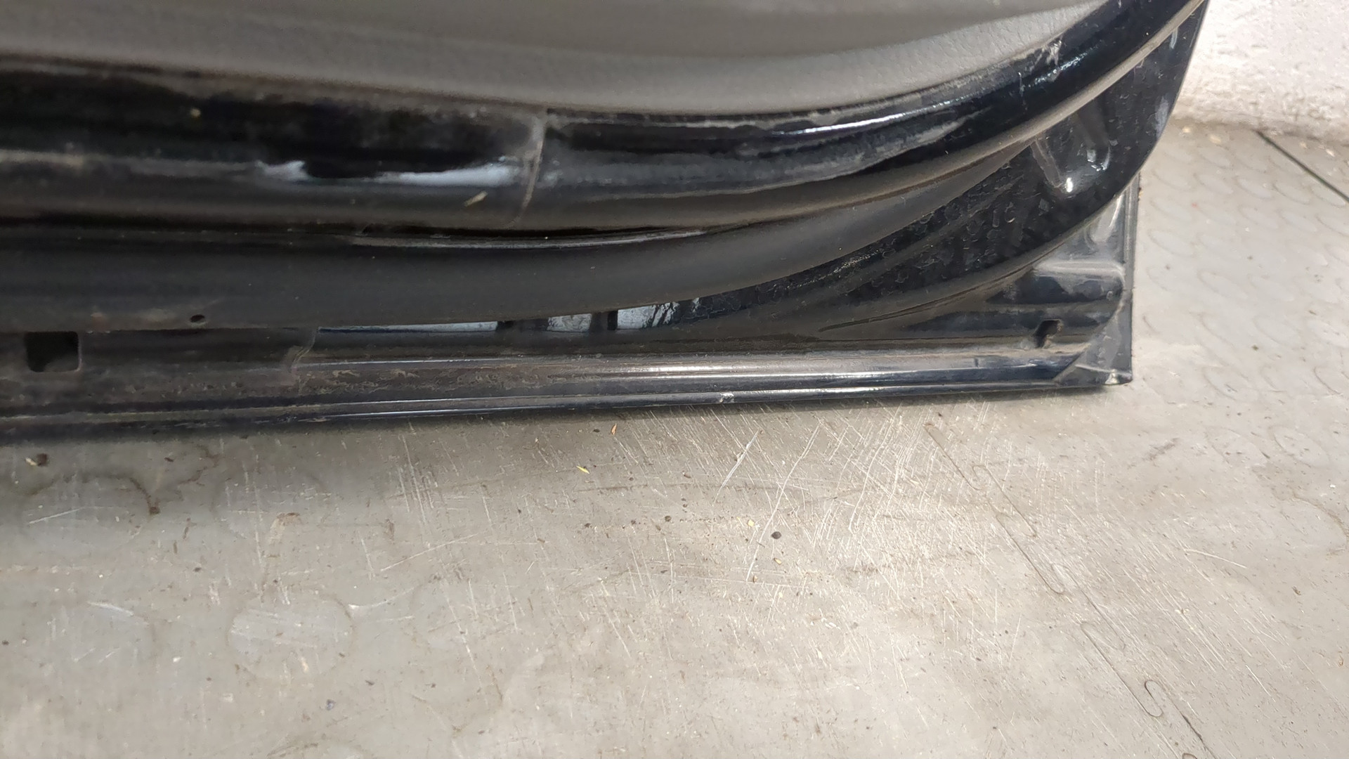 Дверь передняя левая