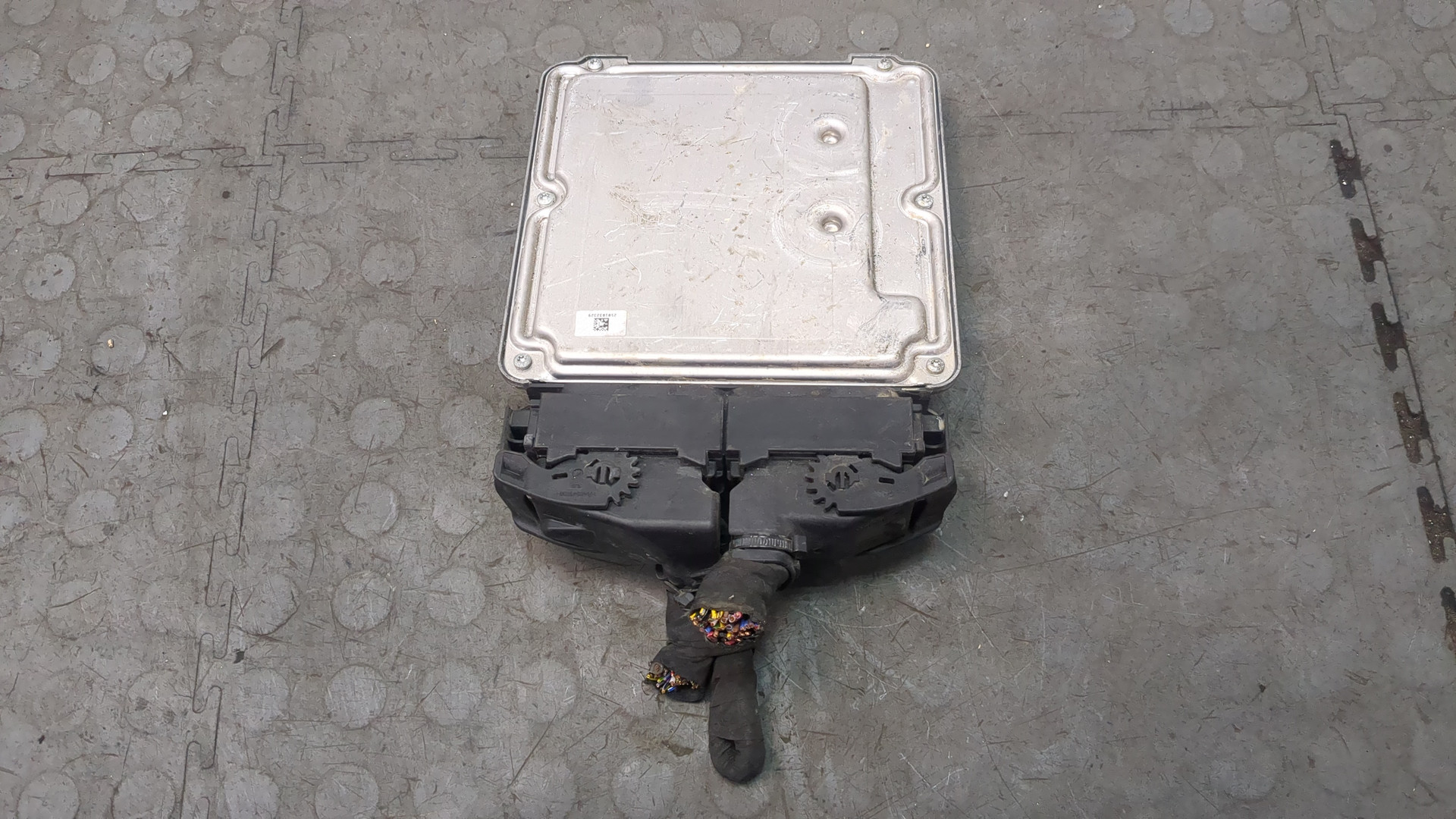 Блок управления двигателем