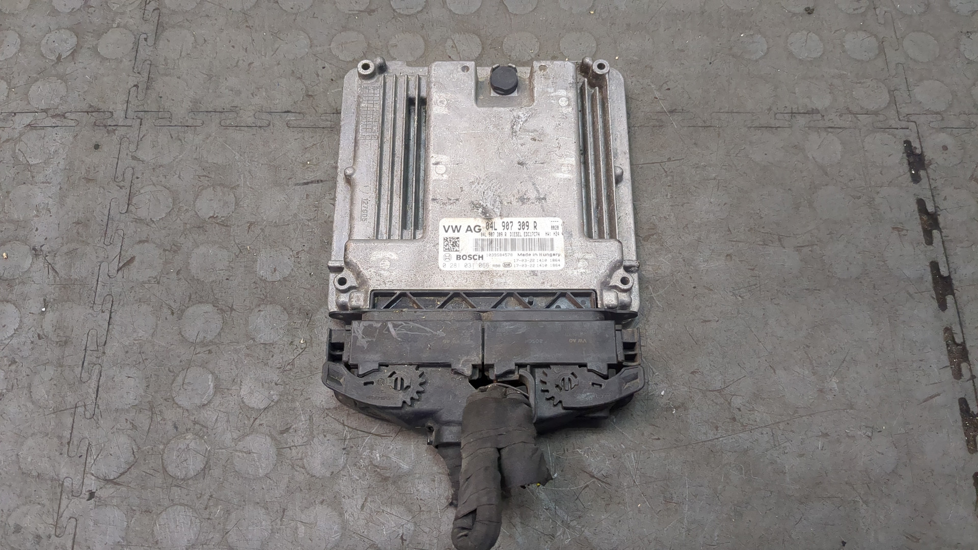 Блок управления двигателем