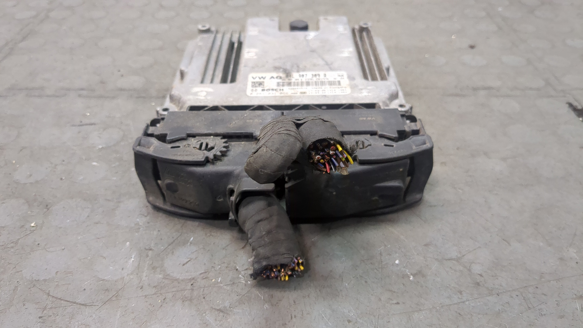 Блок управления двигателем