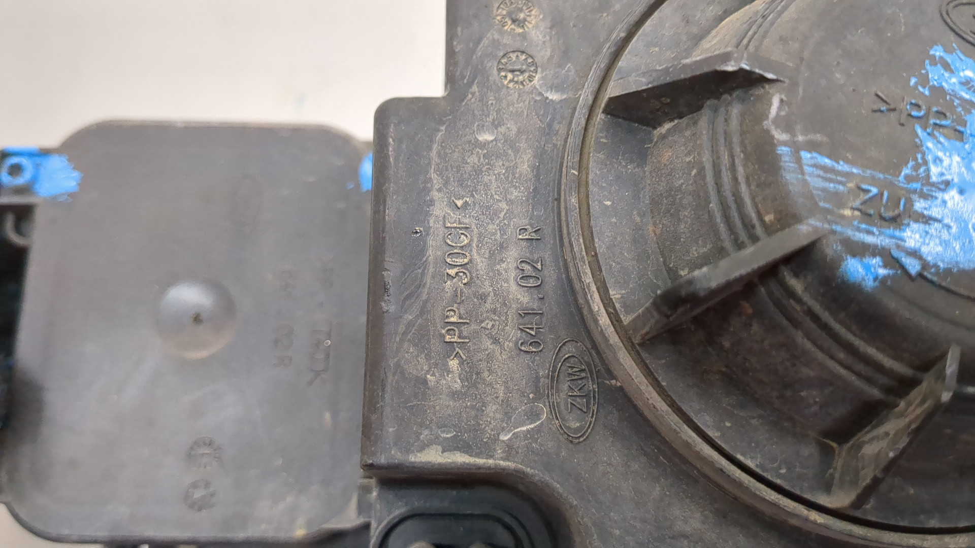 Фара противотуманная правая