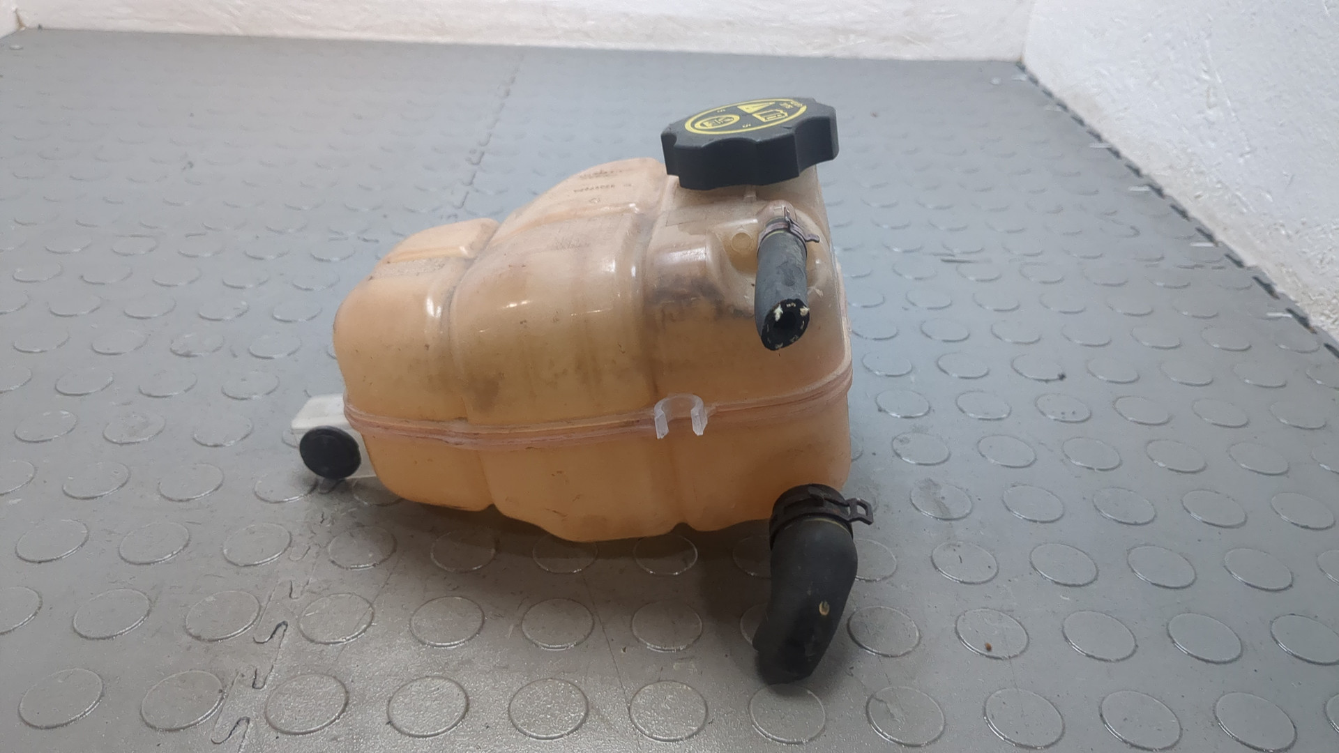 Бачок расширительный