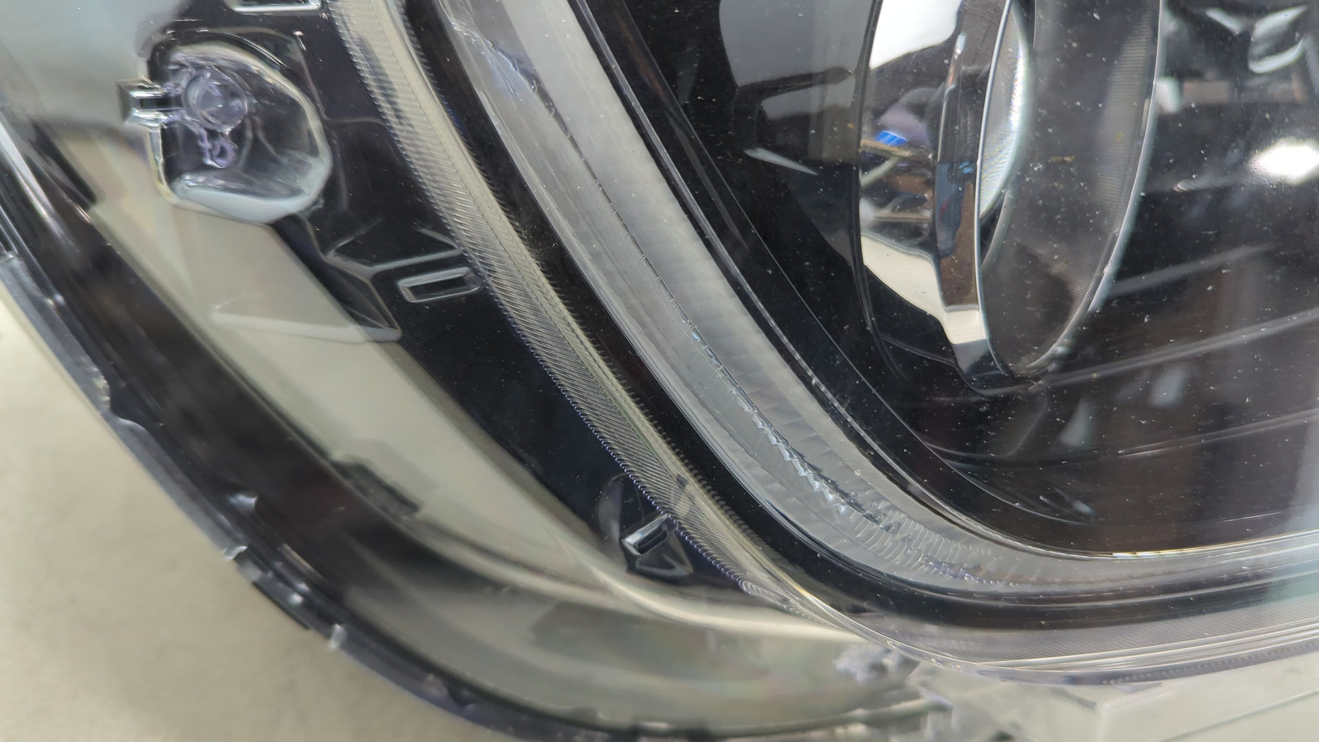 Фара правая